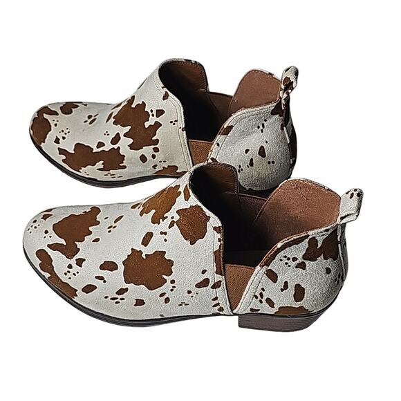 Pierre Dumas Women's Sz 7.5 Cow Print Calf Hair Western Ankle Booties - Picture 2 of 11